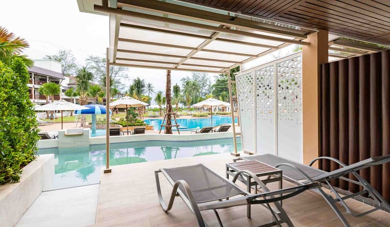 Katathani Phuket Beach Resort - Pool Access Room Poolside